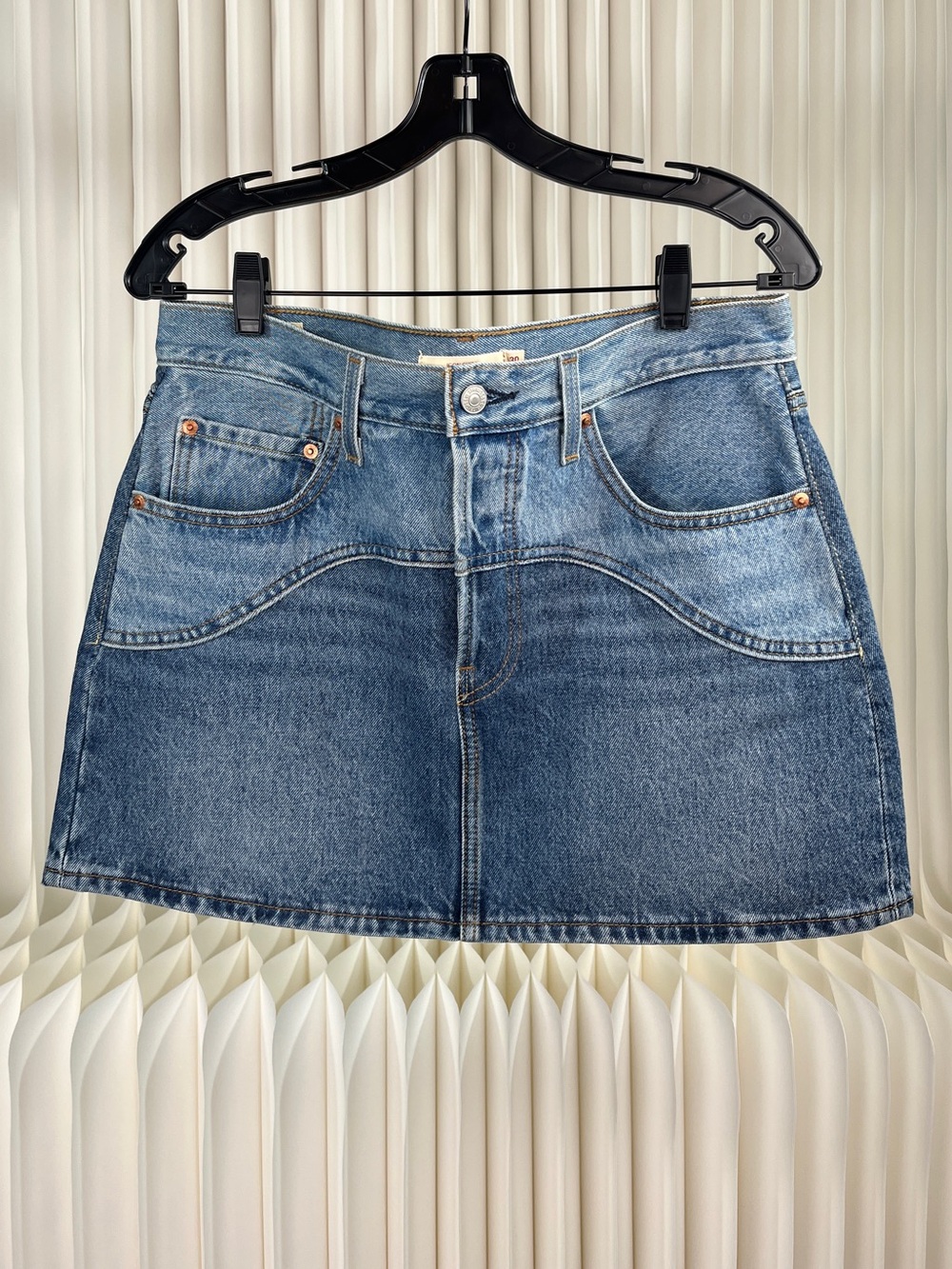 Levi's® Premium Western Icon Skirt